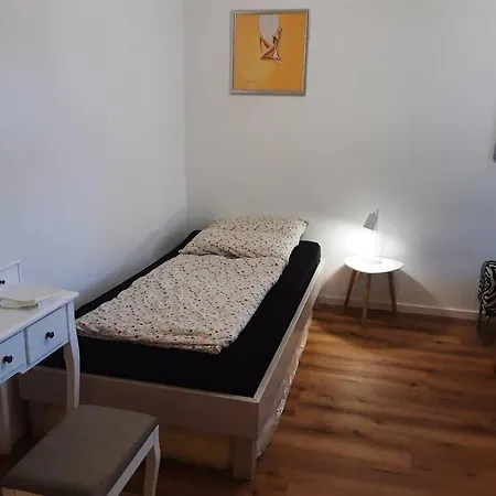 Alfred Second Apartment *